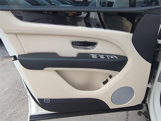 used 2024 Bentley Bentayga Hybrid car, priced at $188,888