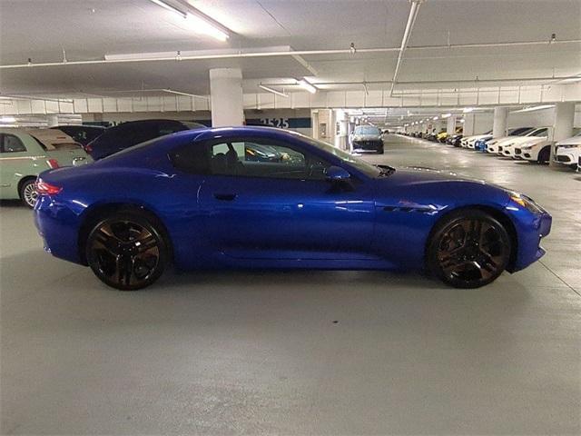 new 2025 Maserati GranTurismo Folgore car, priced at $212,100