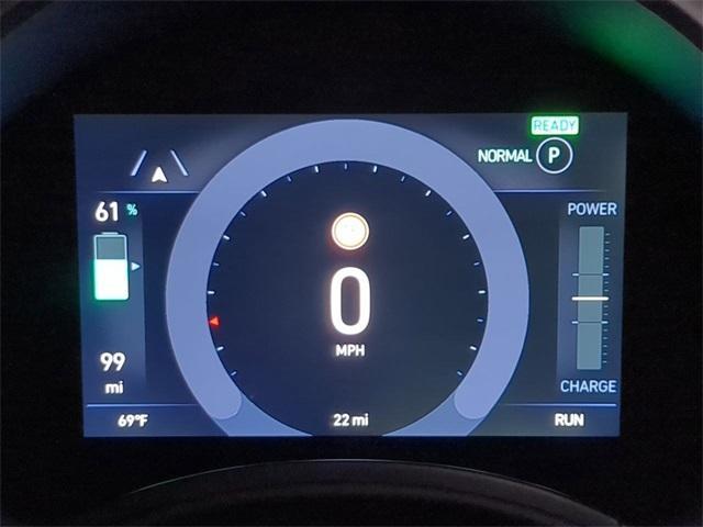 new 2025 FIAT 500e car, priced at $37,495