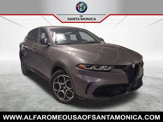 new 2025 Alfa Romeo Tonale car, priced at $39,225