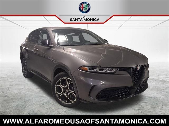 new 2025 Alfa Romeo Tonale car, priced at $39,225