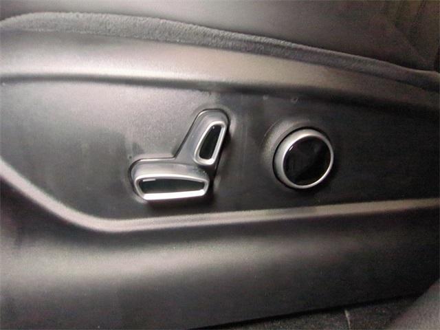 new 2025 Maserati Grecale car, priced at $124,525