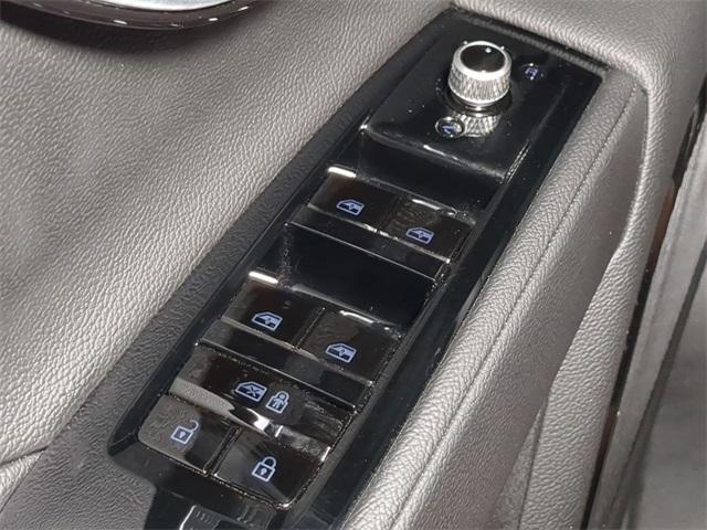 new 2024 Maserati Grecale car, priced at $75,555