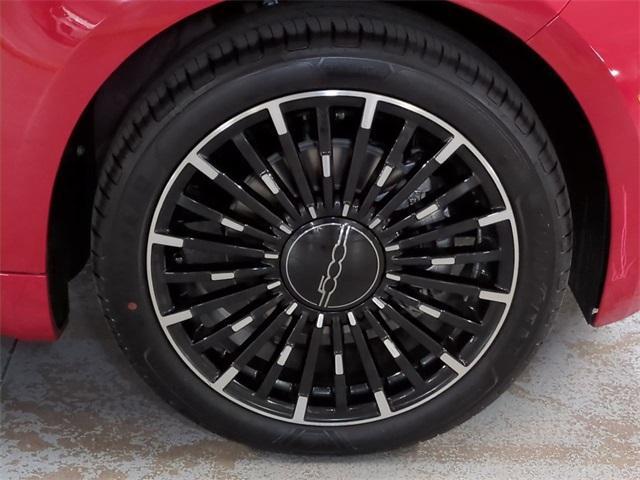 new 2024 FIAT 500e car, priced at $34,095