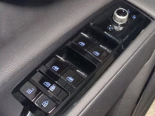 new 2024 Maserati Grecale car, priced at $64,988