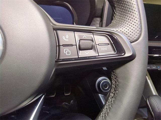 new 2025 Alfa Romeo Tonale car, priced at $46,885