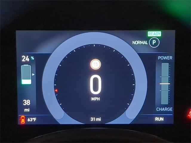 new 2024 FIAT 500e car, priced at $34,095