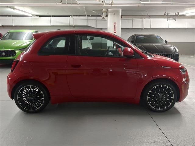 new 2024 FIAT 500e car, priced at $34,095