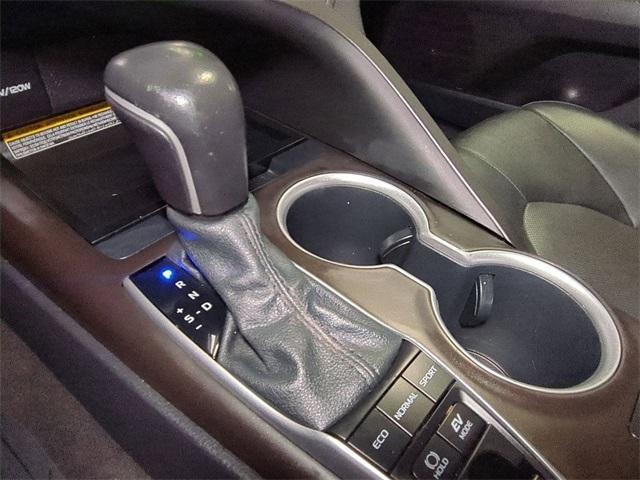 used 2021 Toyota Camry Hybrid car, priced at $28,988