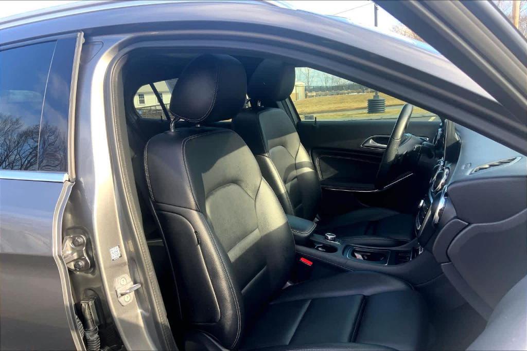 used 2020 Mercedes-Benz GLA 250 car, priced at $17,455