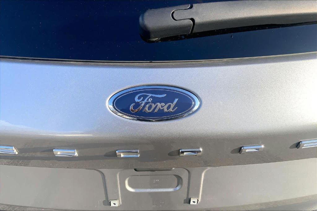 used 2022 Ford Escape car, priced at $18,400