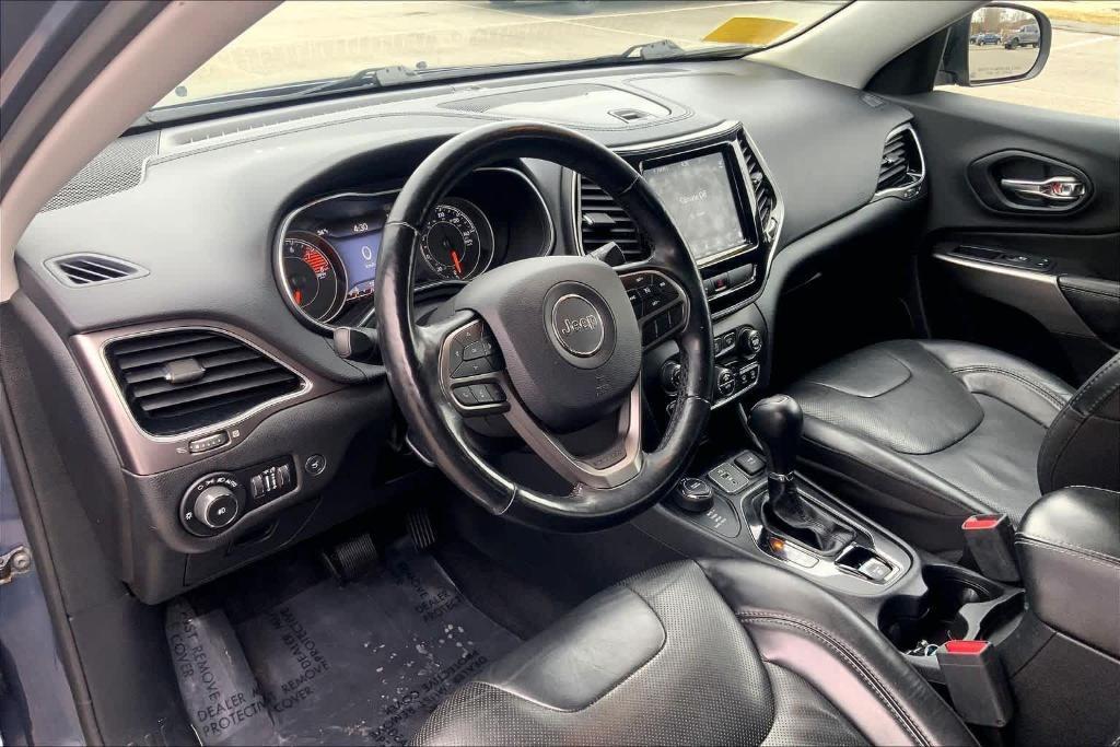 used 2020 Jeep Cherokee car, priced at $19,551