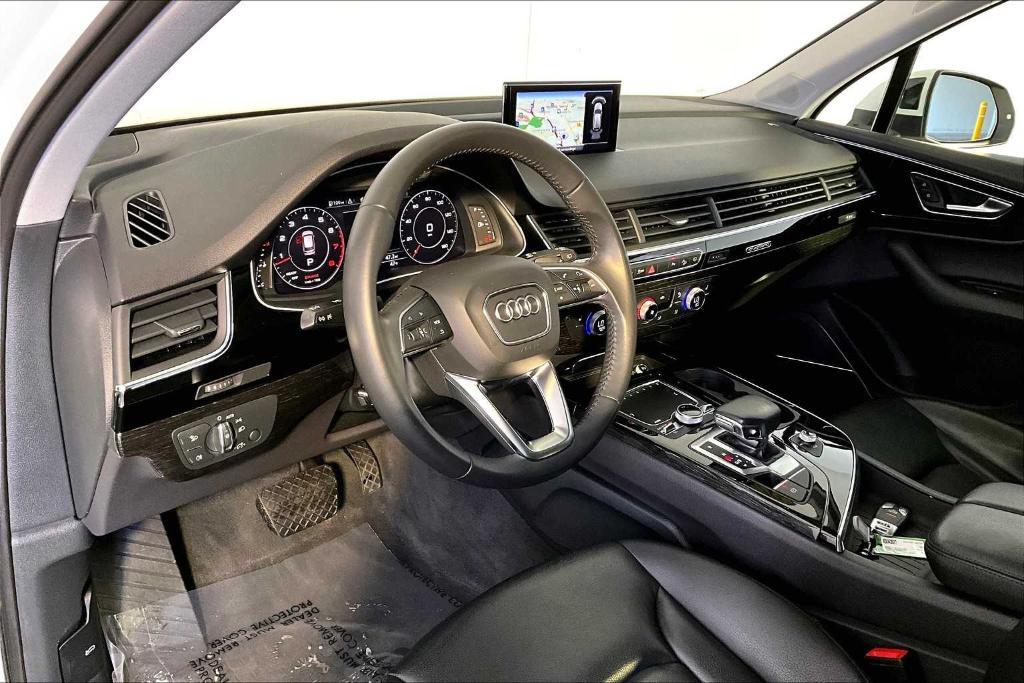 used 2019 Audi Q7 car, priced at $17,500