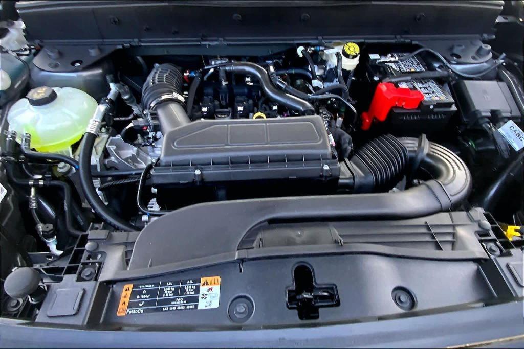 new 2025 Ford Bronco Sport car, priced at $38,921