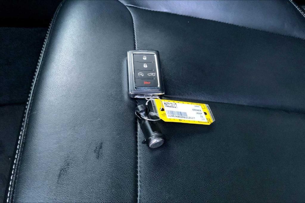 used 2021 Jeep Grand Cherokee L car, priced at $25,871