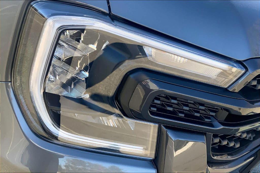 new 2025 Ford Ranger car, priced at $44,092