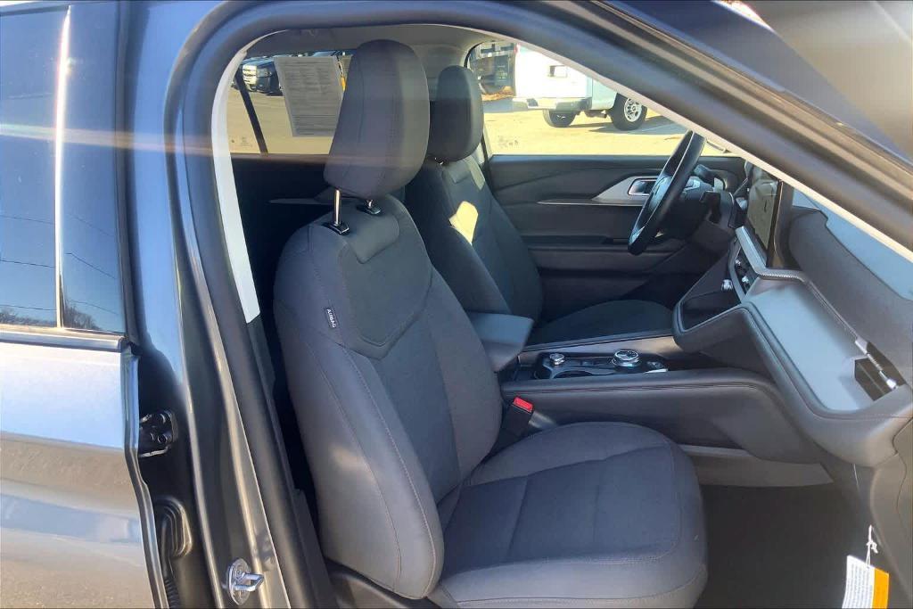 used 2025 Ford Explorer car, priced at $39,568