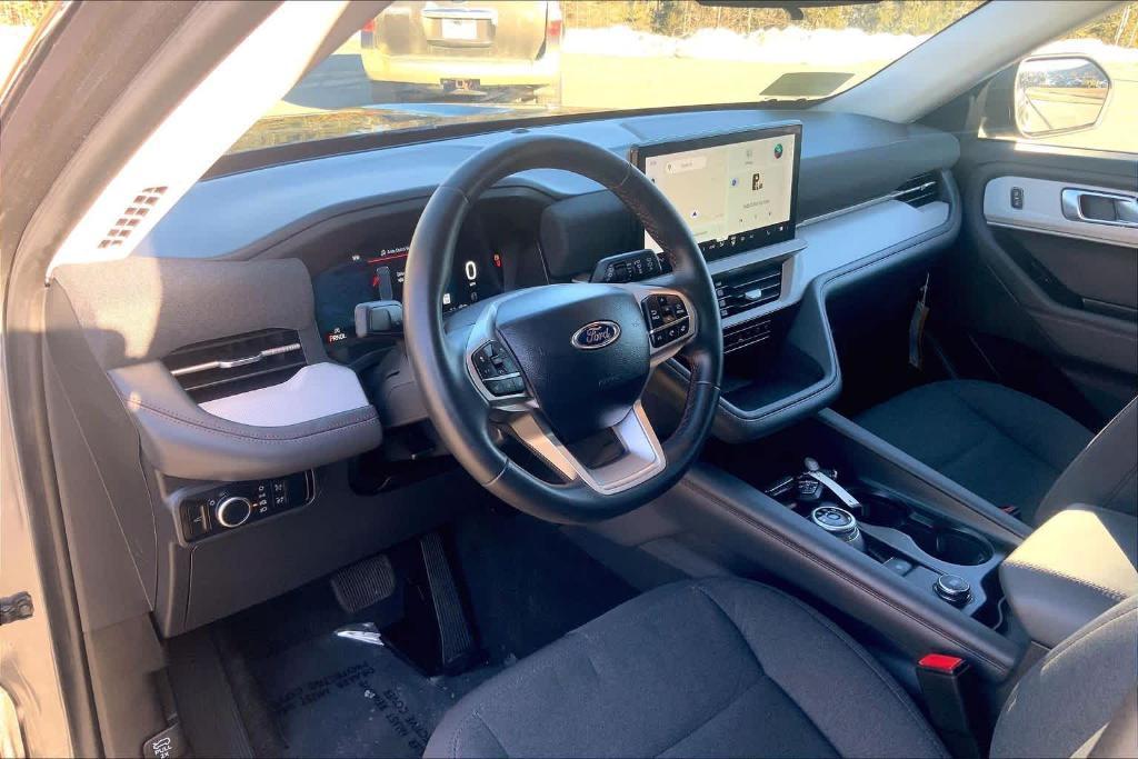 used 2025 Ford Explorer car, priced at $39,568