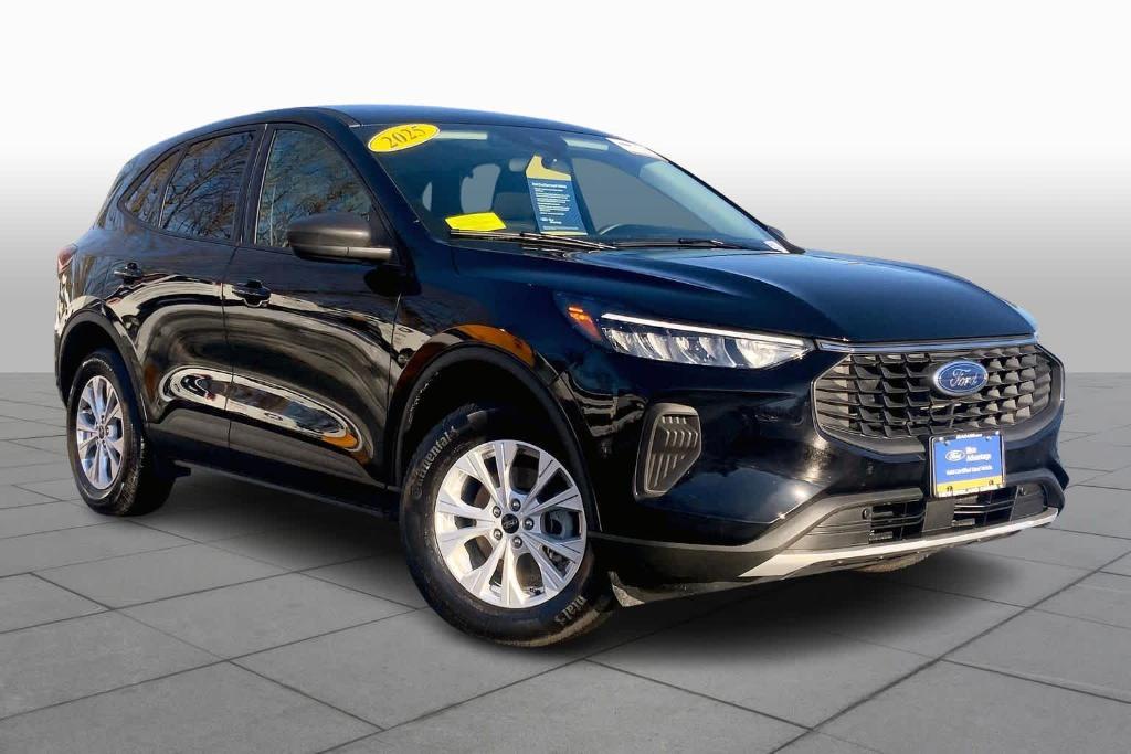 used 2025 Ford Escape car, priced at $25,555