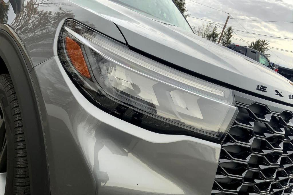 new 2025 Ford Explorer car, priced at $60,031