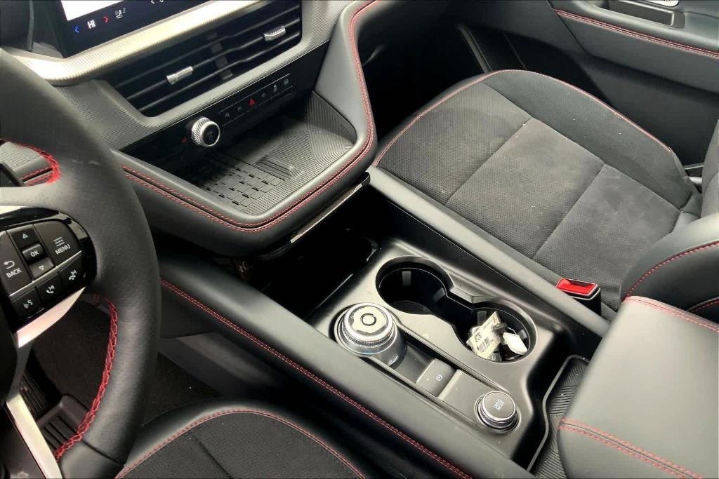 new 2025 Ford Explorer car, priced at $60,031