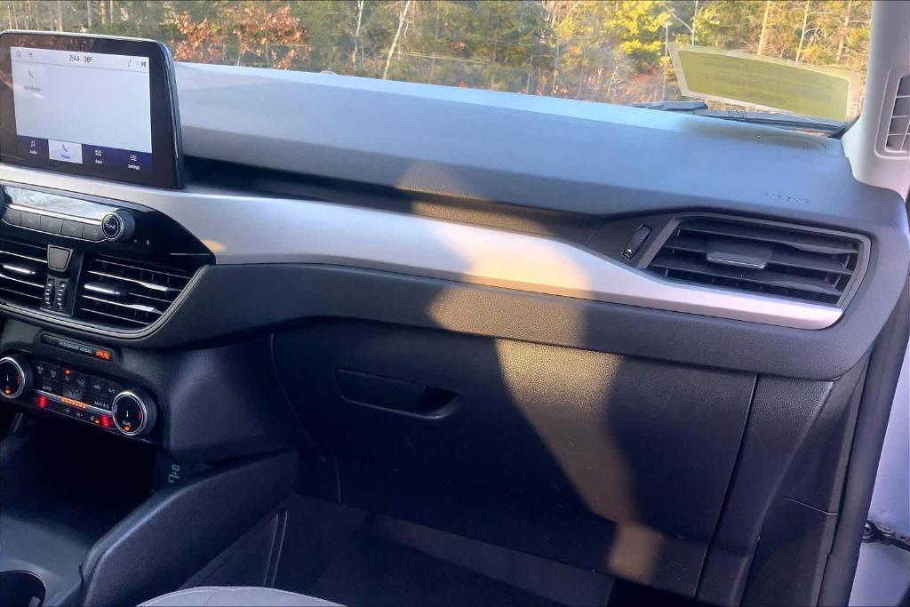 used 2022 Ford Escape car, priced at $19,477