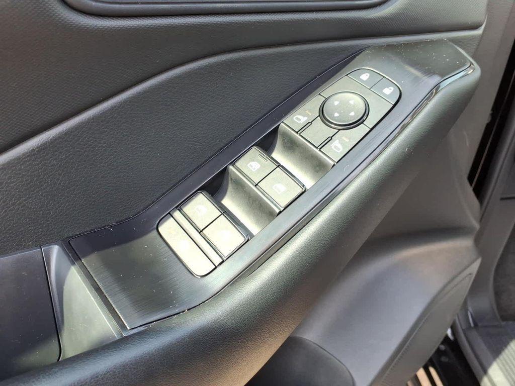 used 2025 Nissan Rogue car, priced at $26,727