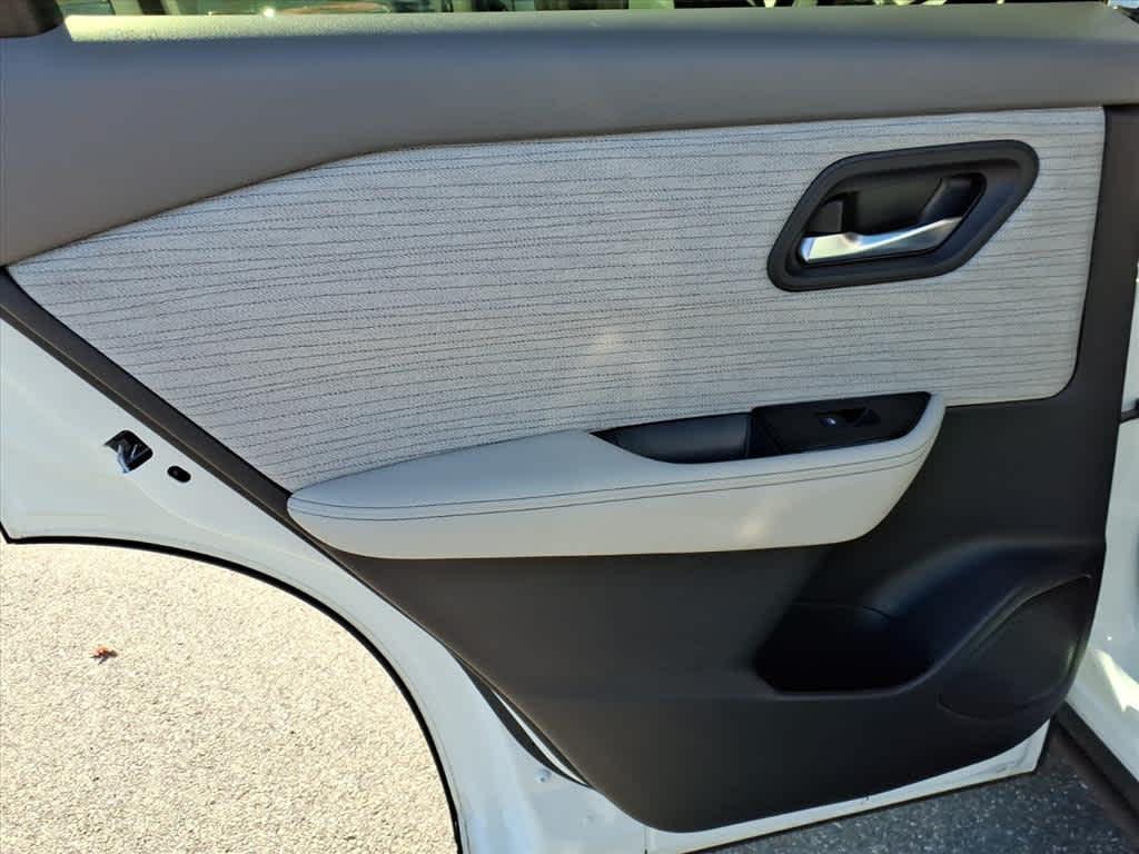 used 2023 Nissan Rogue car, priced at $21,895