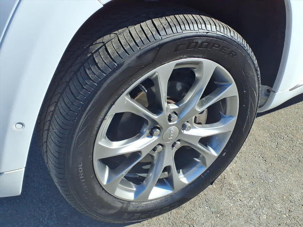 used 2020 Jeep Grand Cherokee car, priced at $29,975