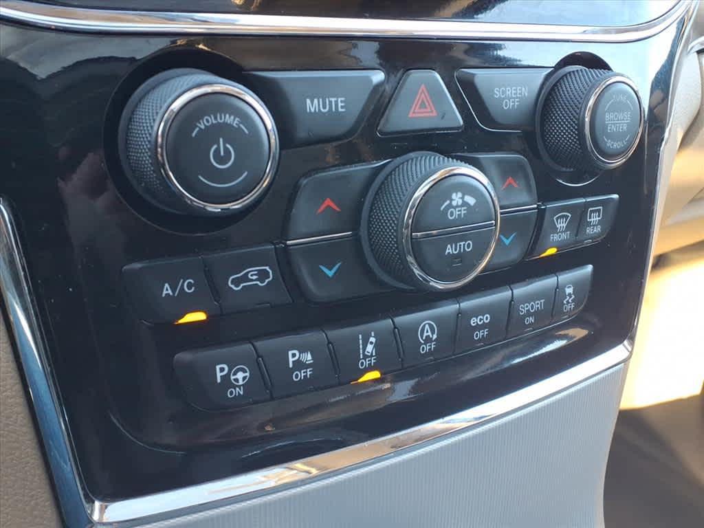 used 2020 Jeep Grand Cherokee car, priced at $29,975