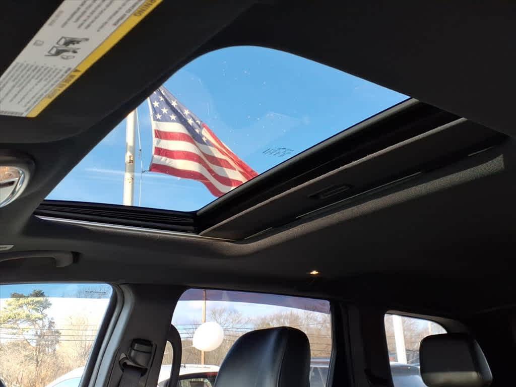 used 2021 Jeep Grand Cherokee car, priced at $25,659