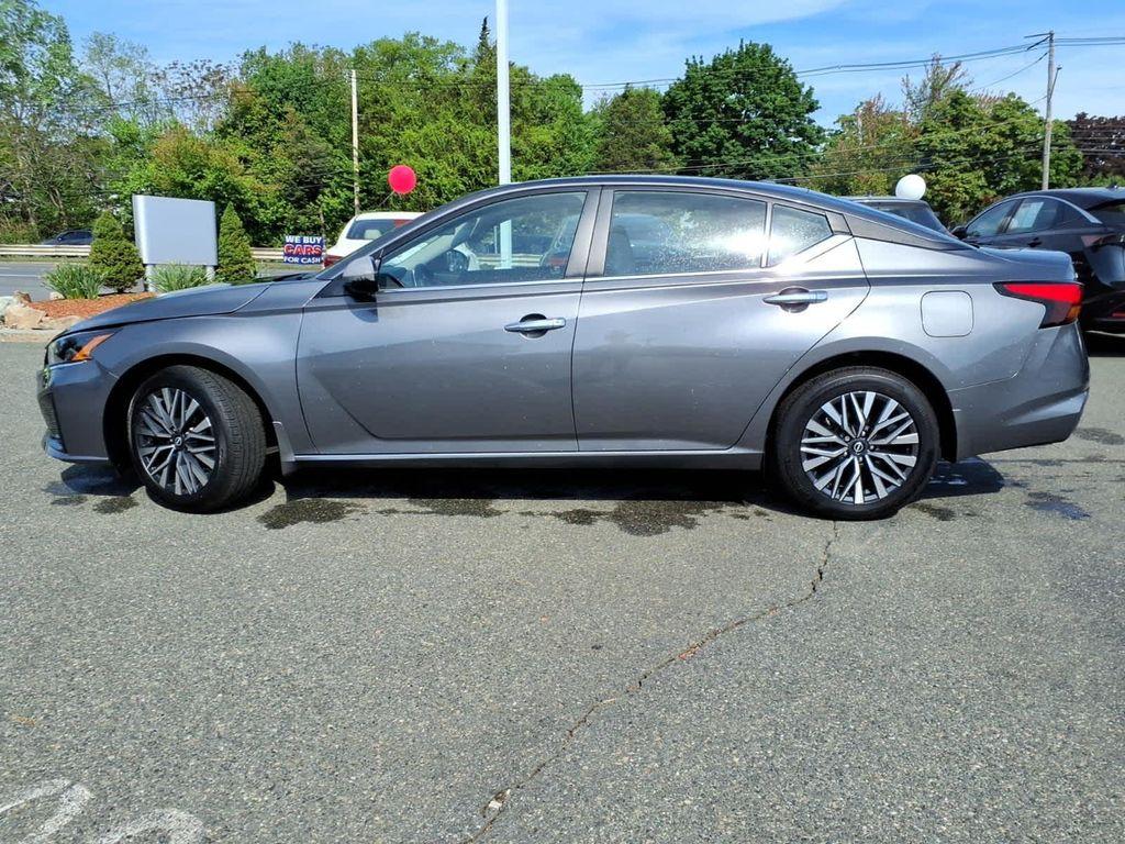 used 2024 Nissan Altima car, priced at $25,337