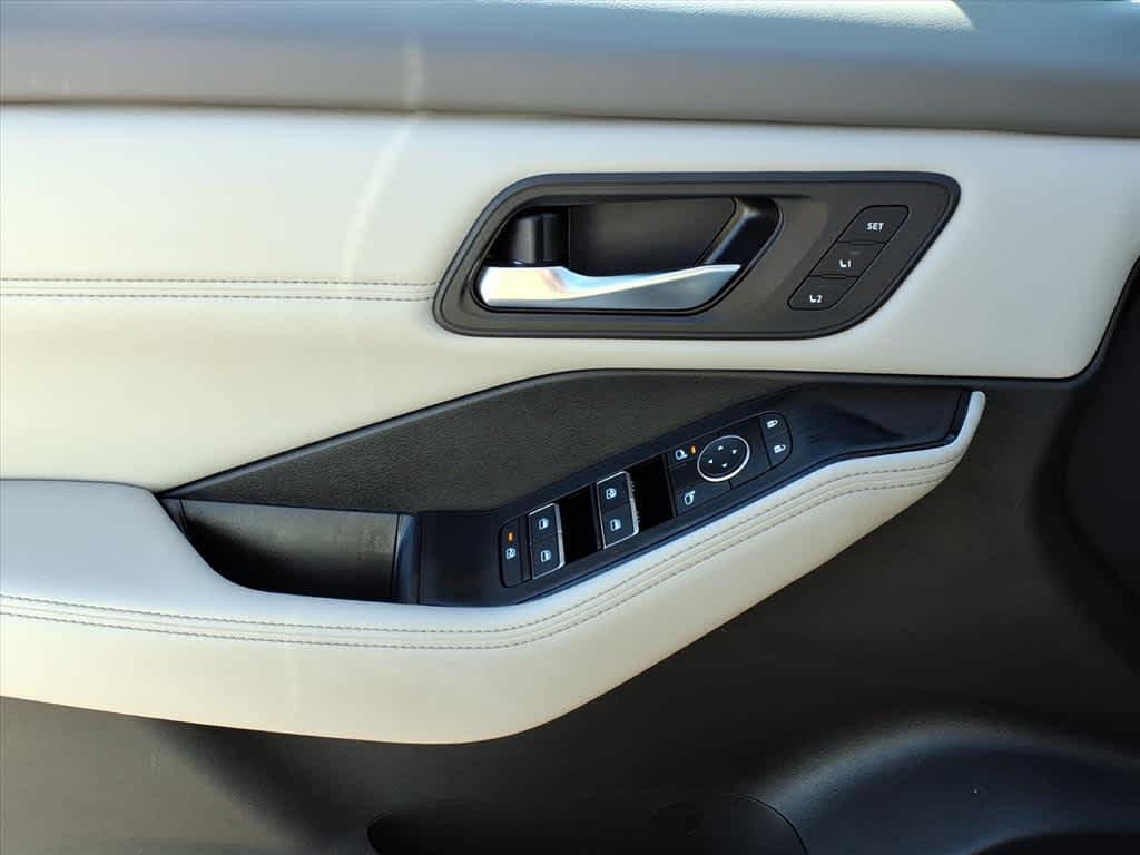 used 2023 Nissan Rogue car, priced at $27,705