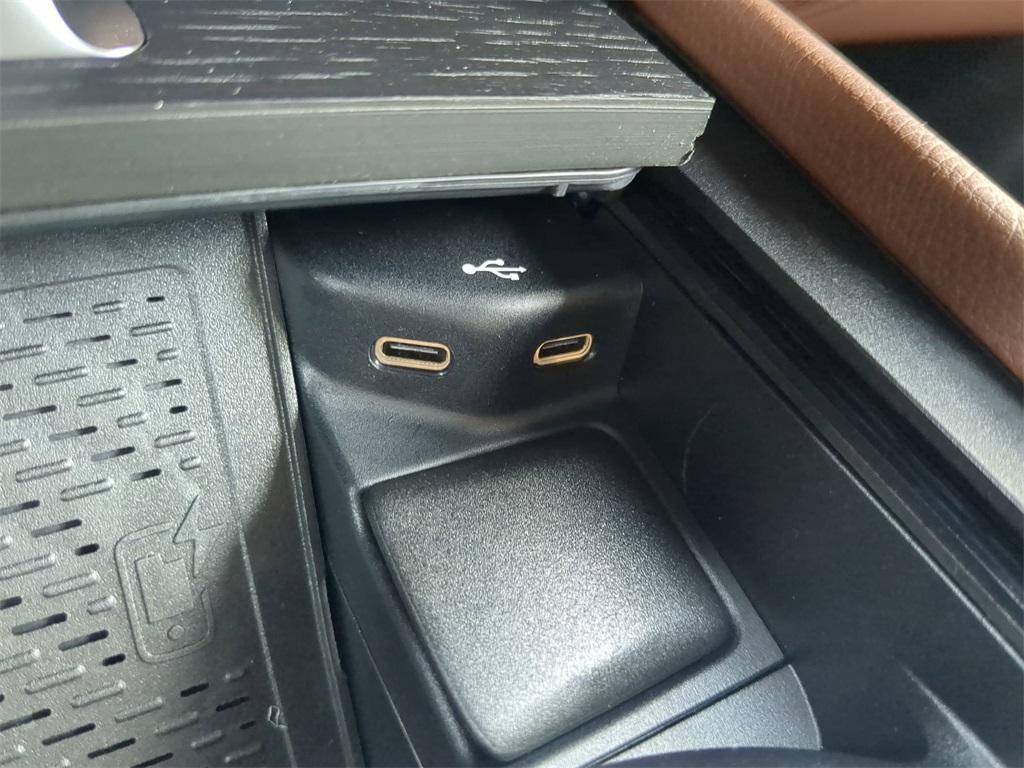 new 2024 Mercedes-Benz GLE 580 car, priced at $95,716