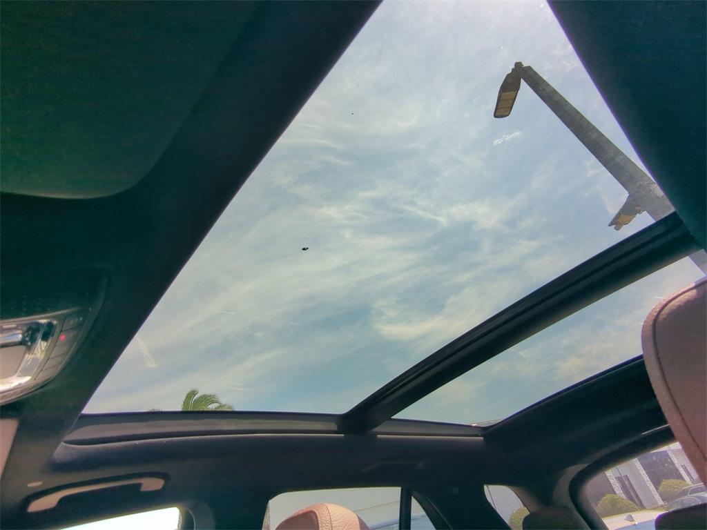 new 2024 Mercedes-Benz GLE 580 car, priced at $95,716