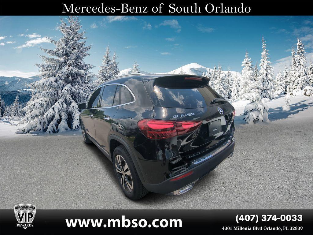 new 2025 Mercedes-Benz GLA 250 car