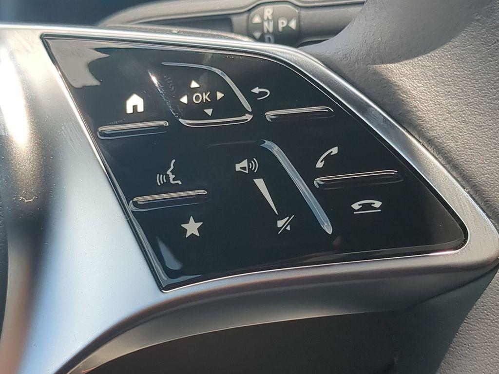 new 2025 Mercedes-Benz GLA 250 car