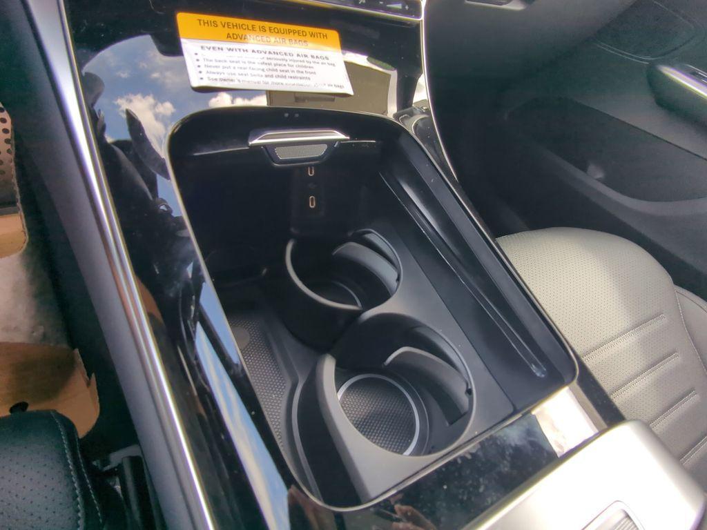 used 2025 Mercedes-Benz GLC 350e car, priced at $64,500