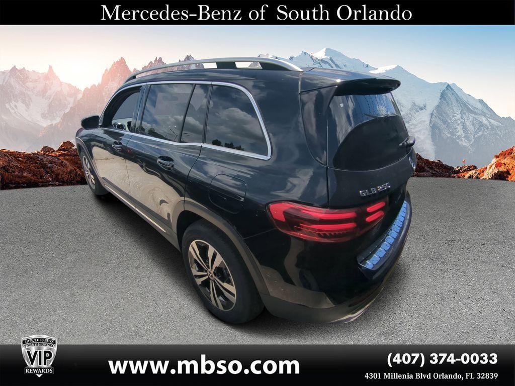 new 2025 Mercedes-Benz GLB 250 car