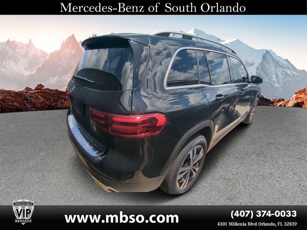 new 2025 Mercedes-Benz GLB 250 car