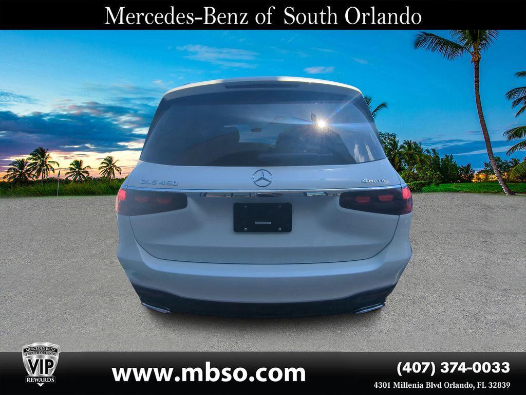 new 2026 Mercedes-Benz GLS 450 car