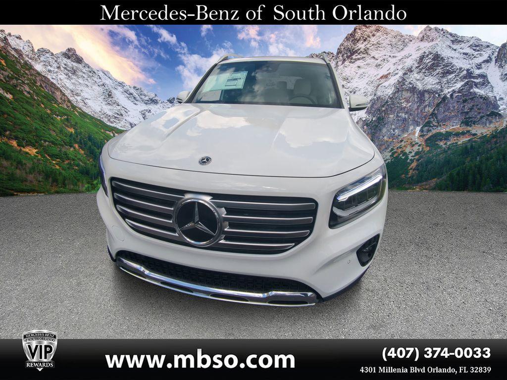 new 2025 Mercedes-Benz GLB 250 car