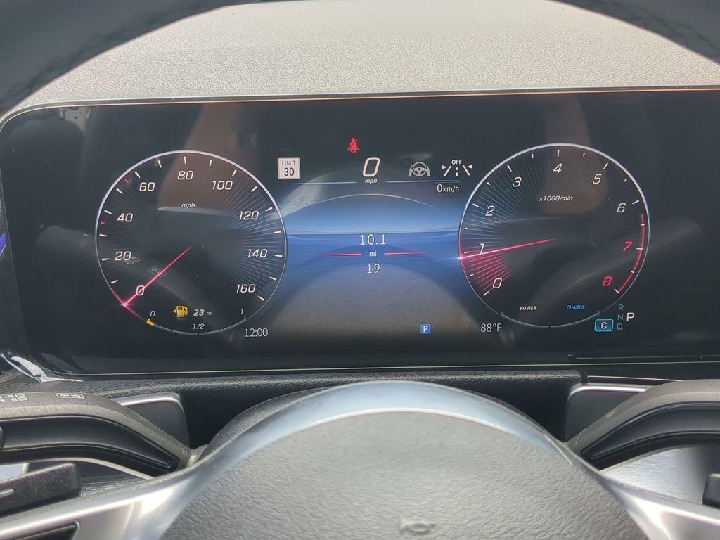 new 2025 Mercedes-Benz GLB 250 car