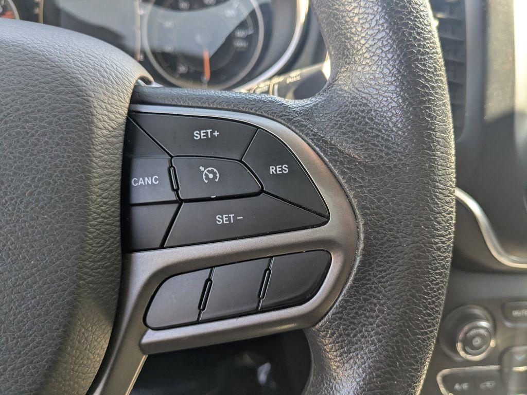 used 2019 Jeep Cherokee car, priced at $7,899