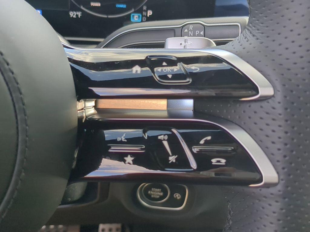 used 2025 Mercedes-Benz GLS 450 car