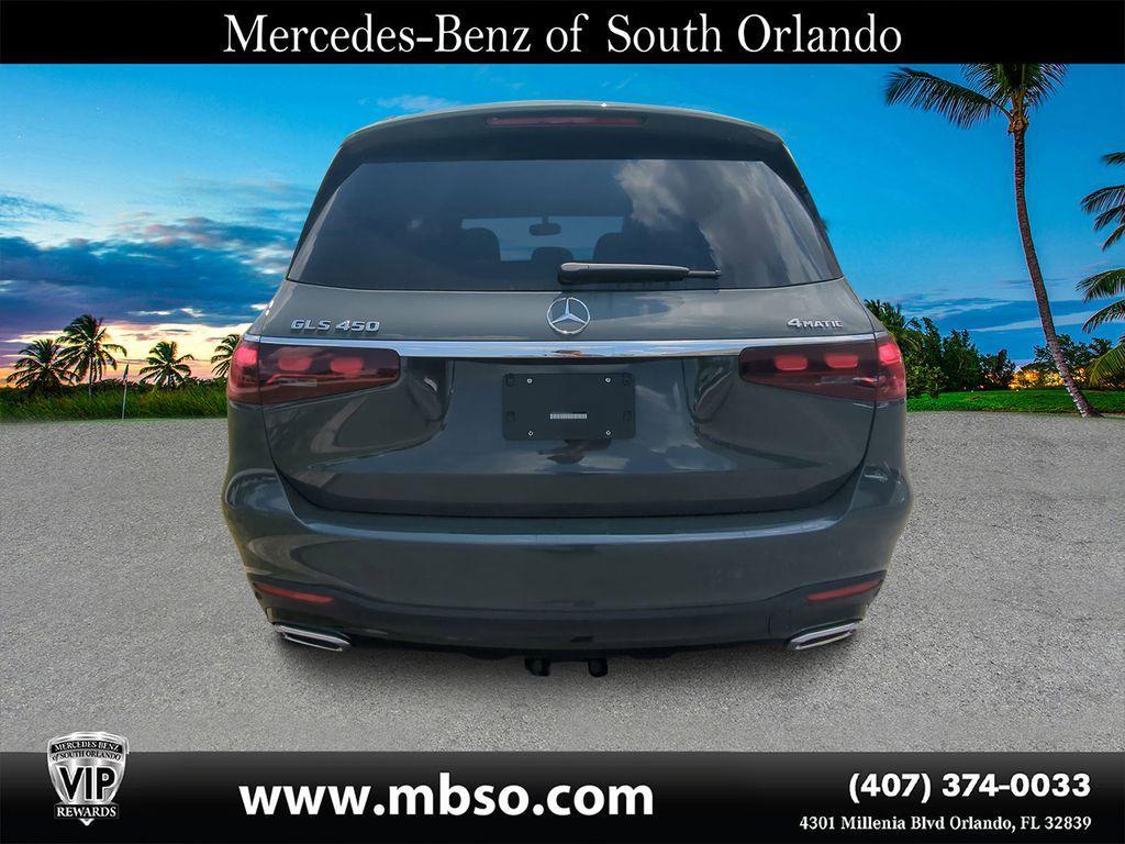 new 2025 Mercedes-Benz GLS 450 car