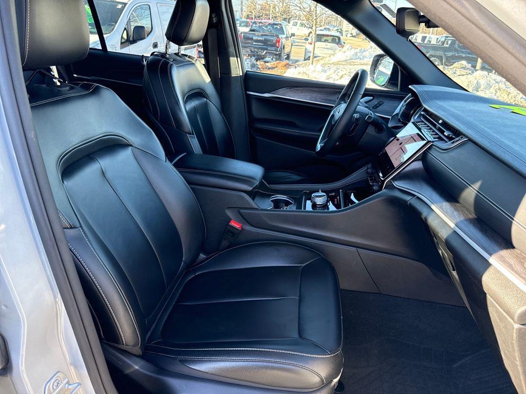 used 2024 Jeep Grand Cherokee car, priced at $28,618