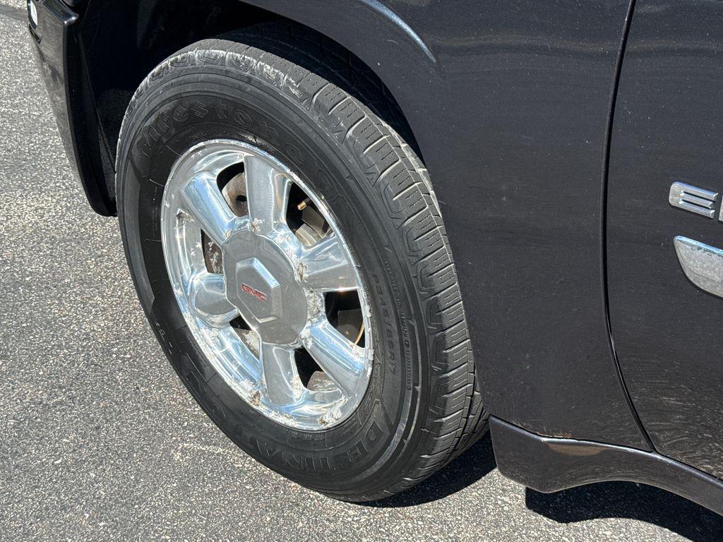 used 2006 GMC Envoy car, priced at $1,999