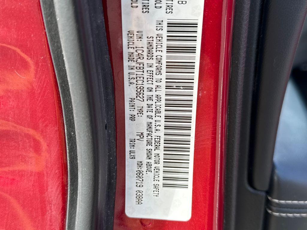 used 2014 Jeep Grand Cherokee car, priced at $11,495