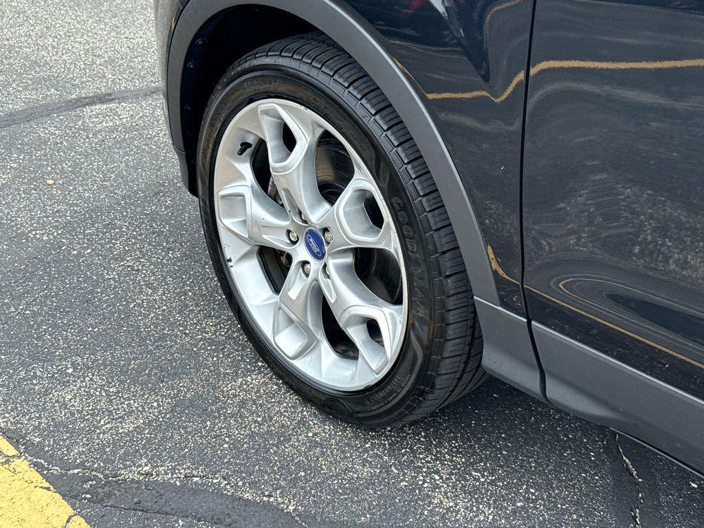 used 2013 Ford Escape car, priced at $6,894
